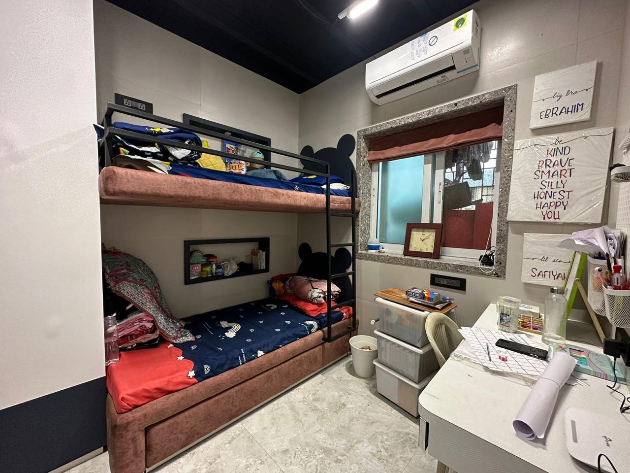 Bedrooms - View 9